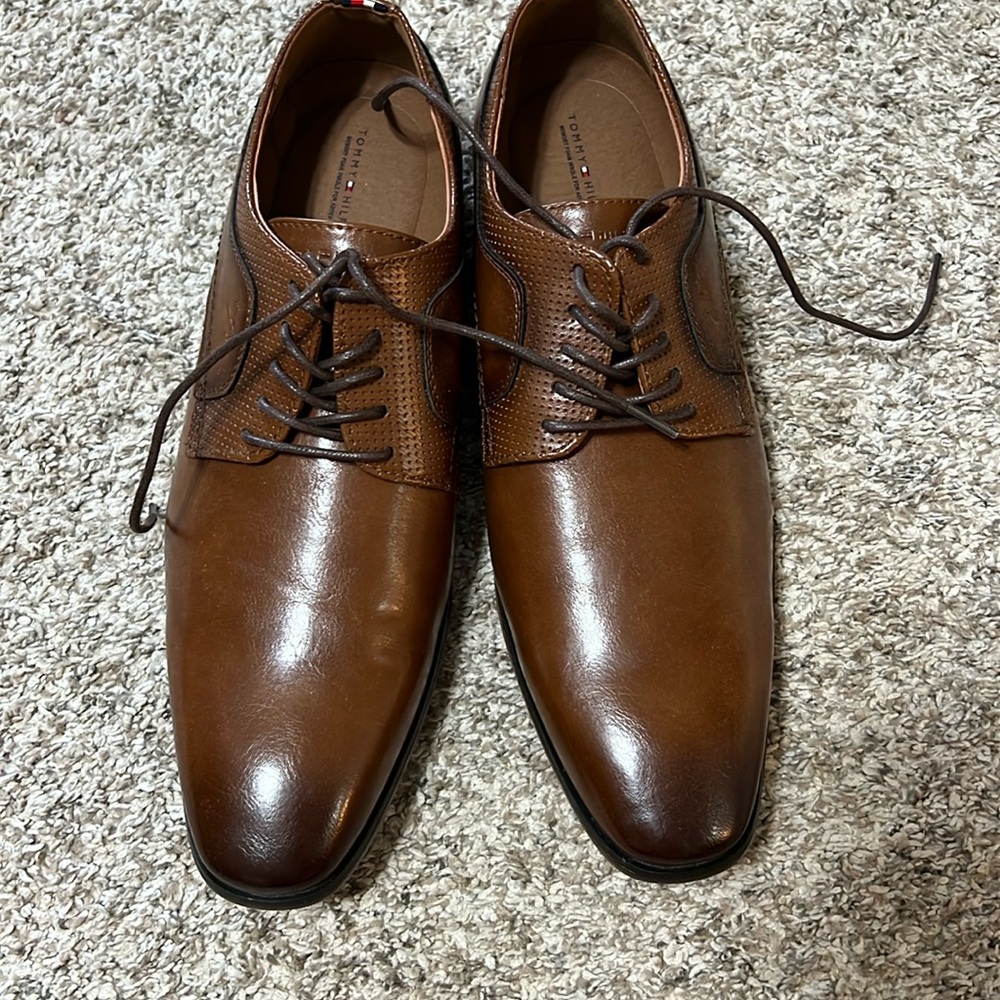 Tommy Hilfiger Dress Shoe